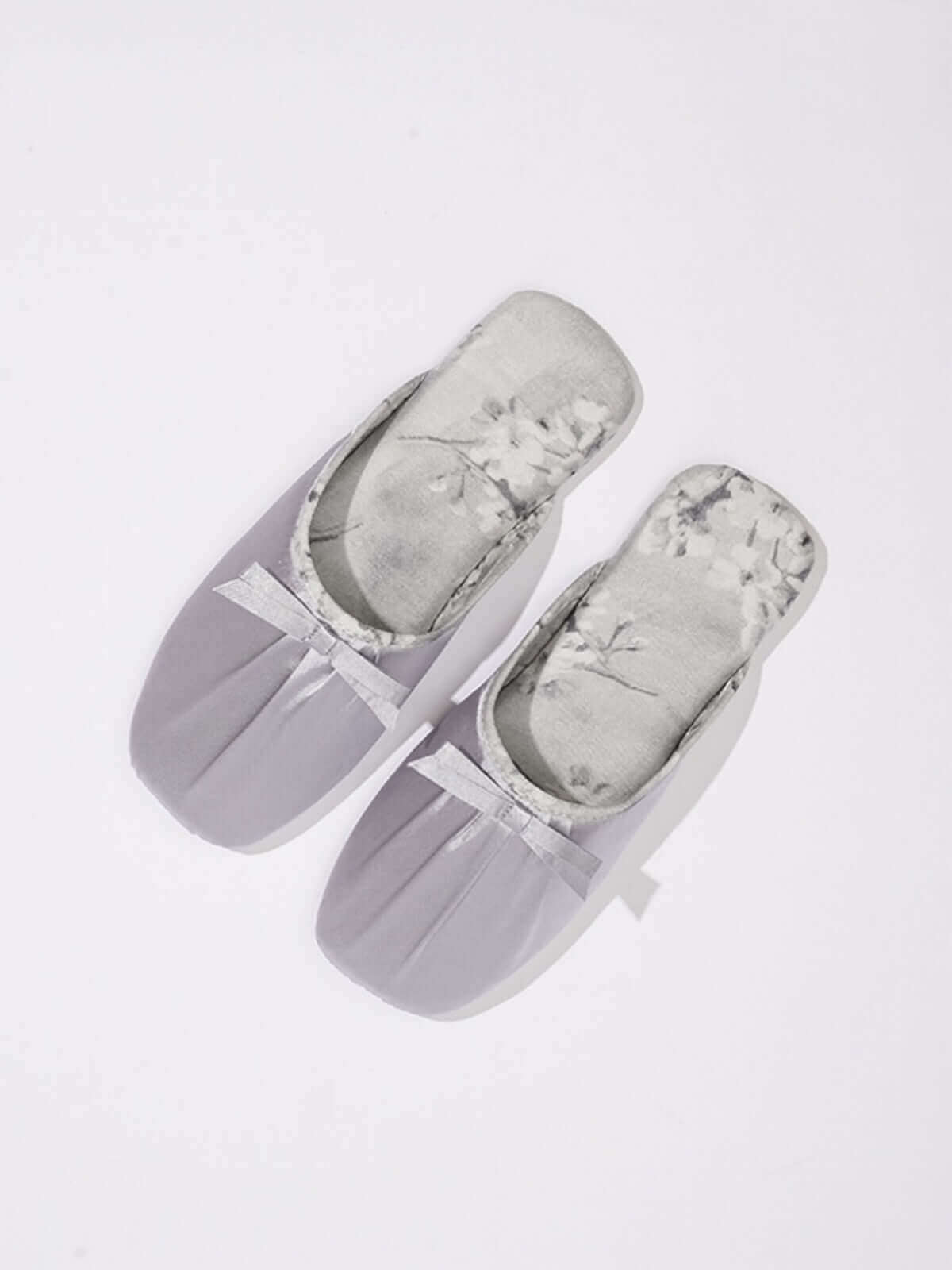 Luxury Silk Robe pajama sets for women Best Gift Guide for her Wedding Gift | Ulivary