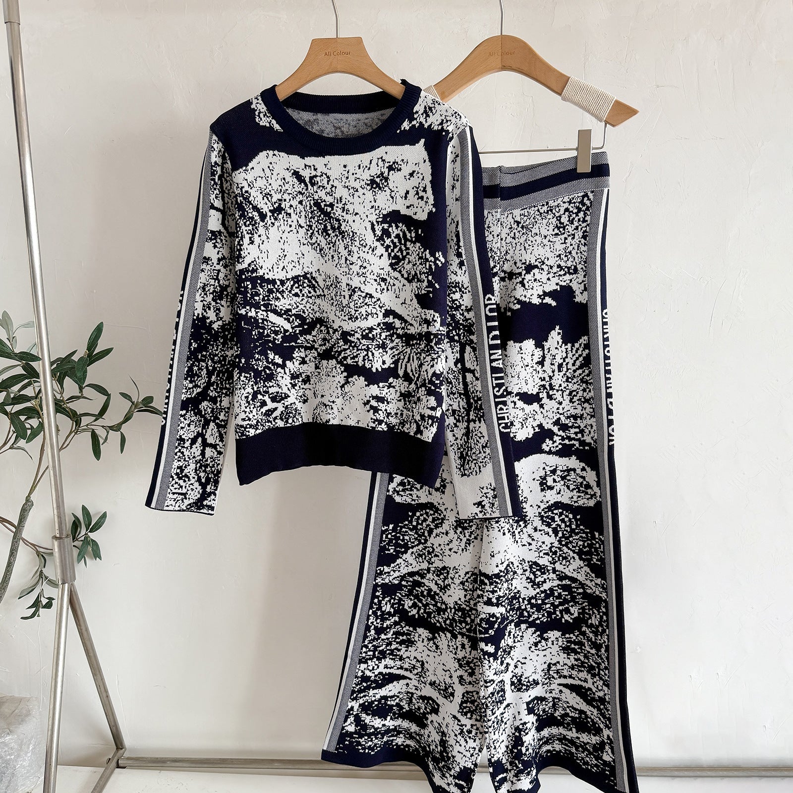 Jacquard Knit Top and Wide-Leg Pants Set