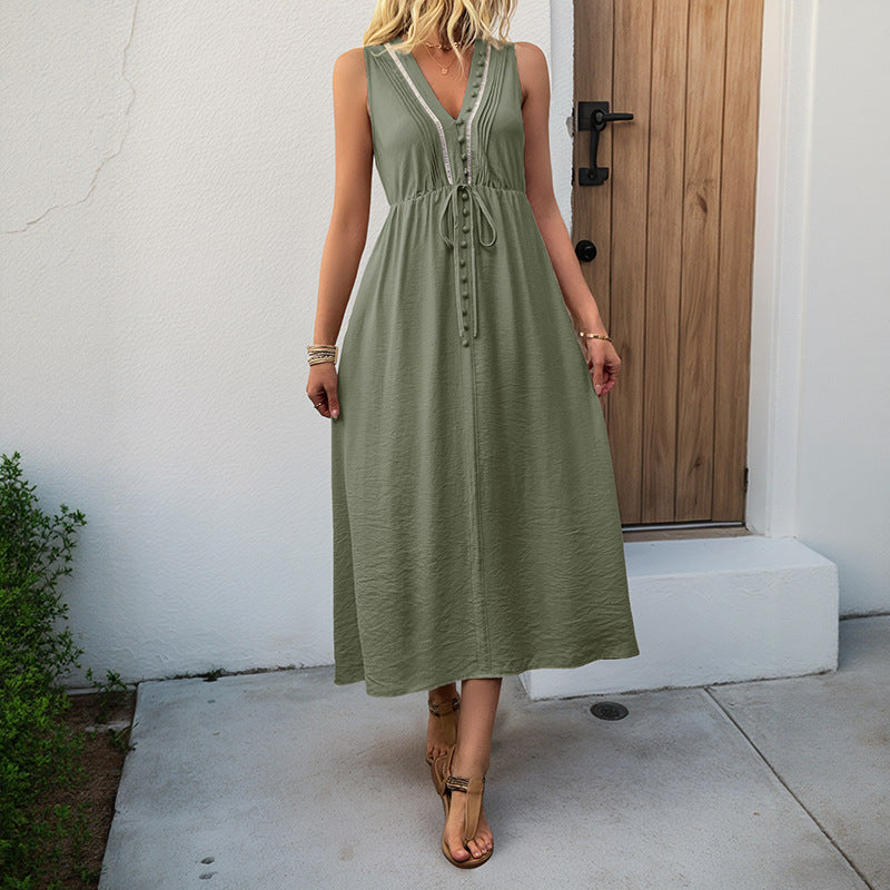 Women's V-Neck Pleated Sleeveless Pocket Dress
