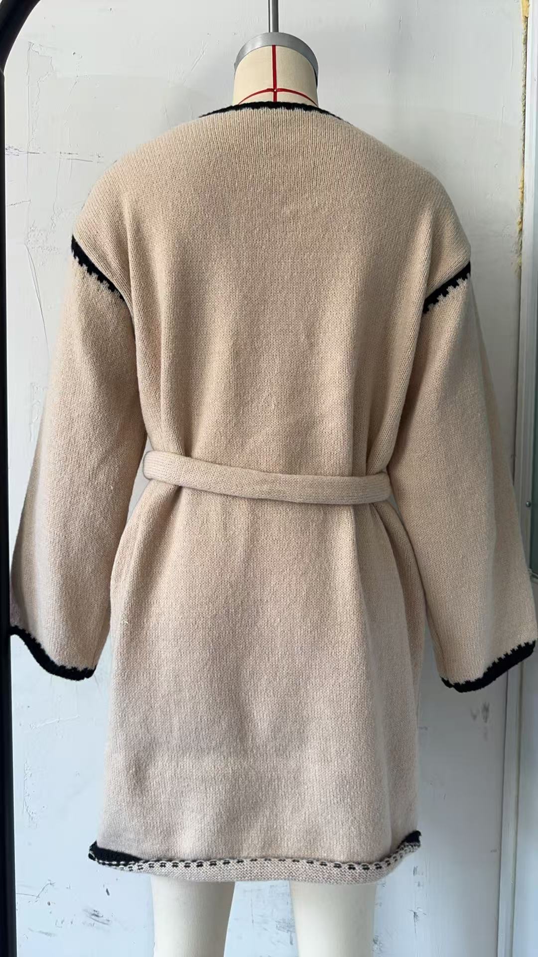 Relaxed V-Neck Knit Dress with Tie Waist