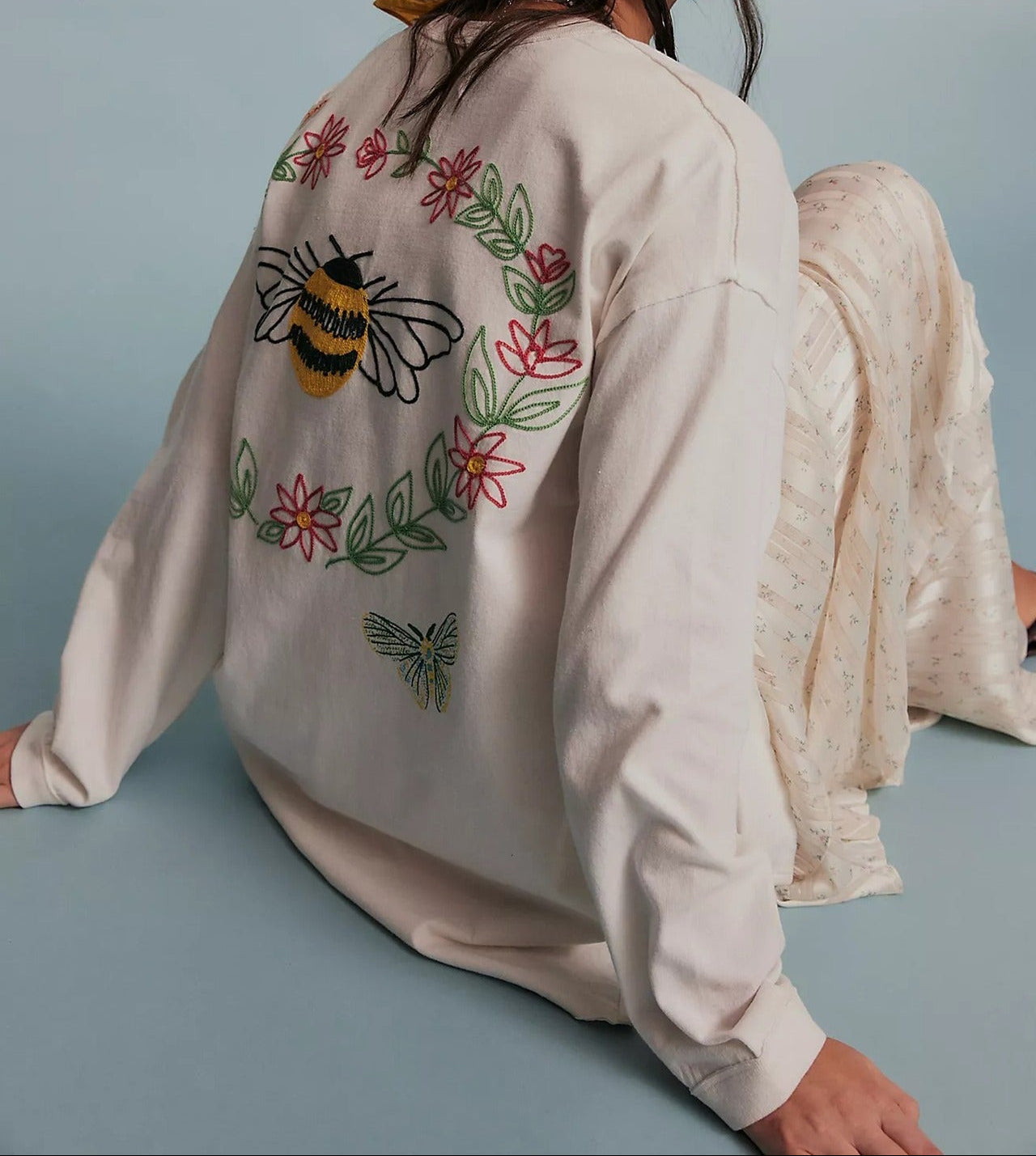 Embroidered Knit Pullover Sweatshirt
