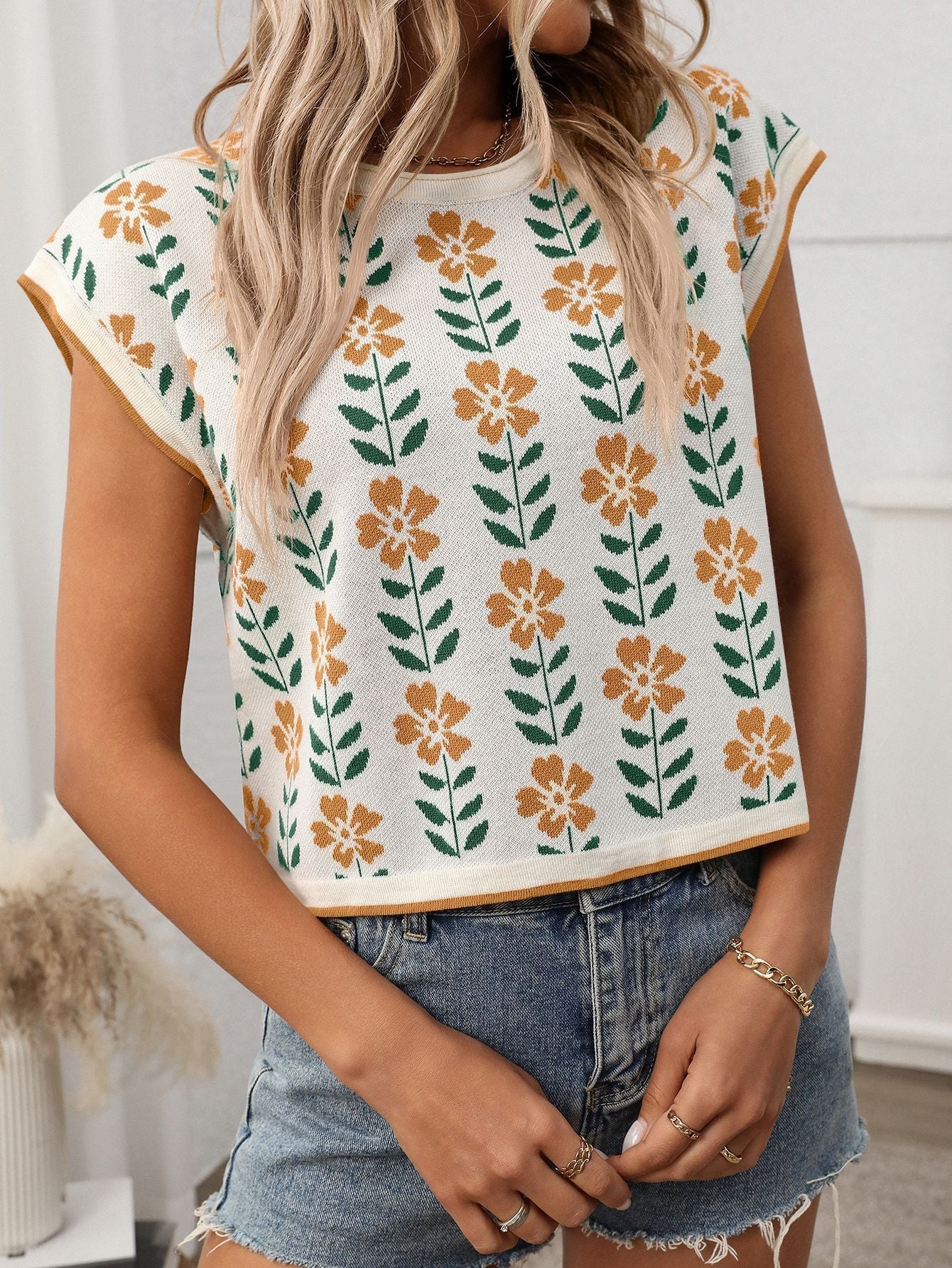 Women's Floral Knit Crop Top
