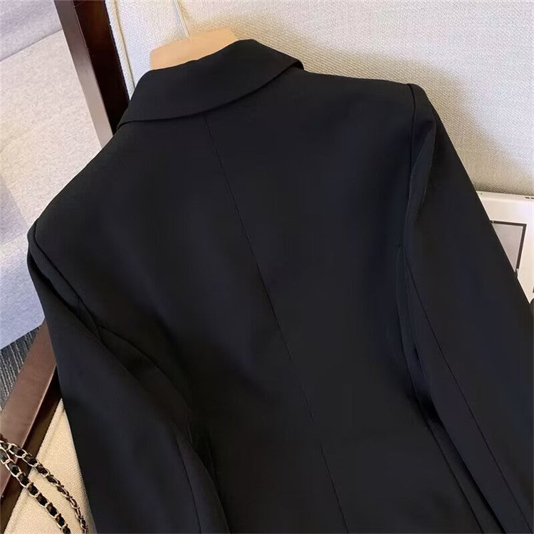 Women’s Relaxed Fit Blazer and Pants Two-Piece Set