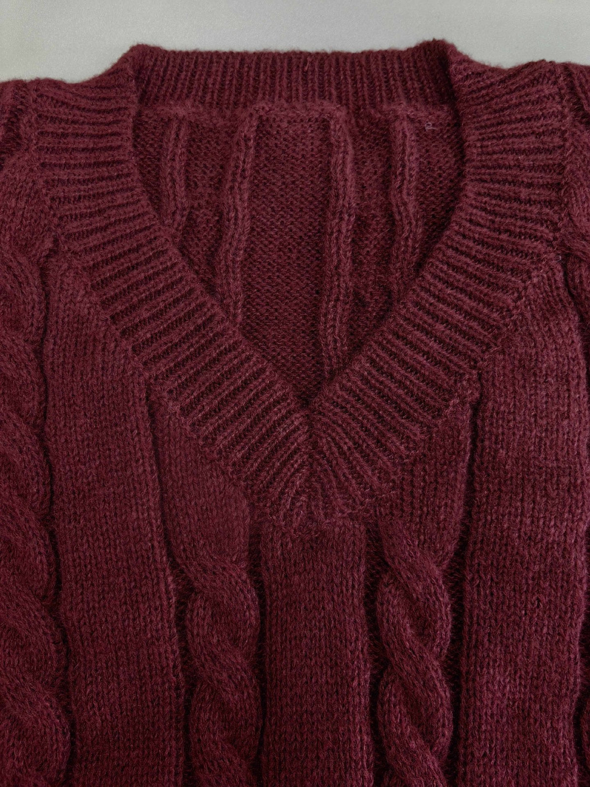 Women's V-Neck Cable Knit Sweater, Burgundy Relaxed Fit Pullover with Long Wide Sleeves