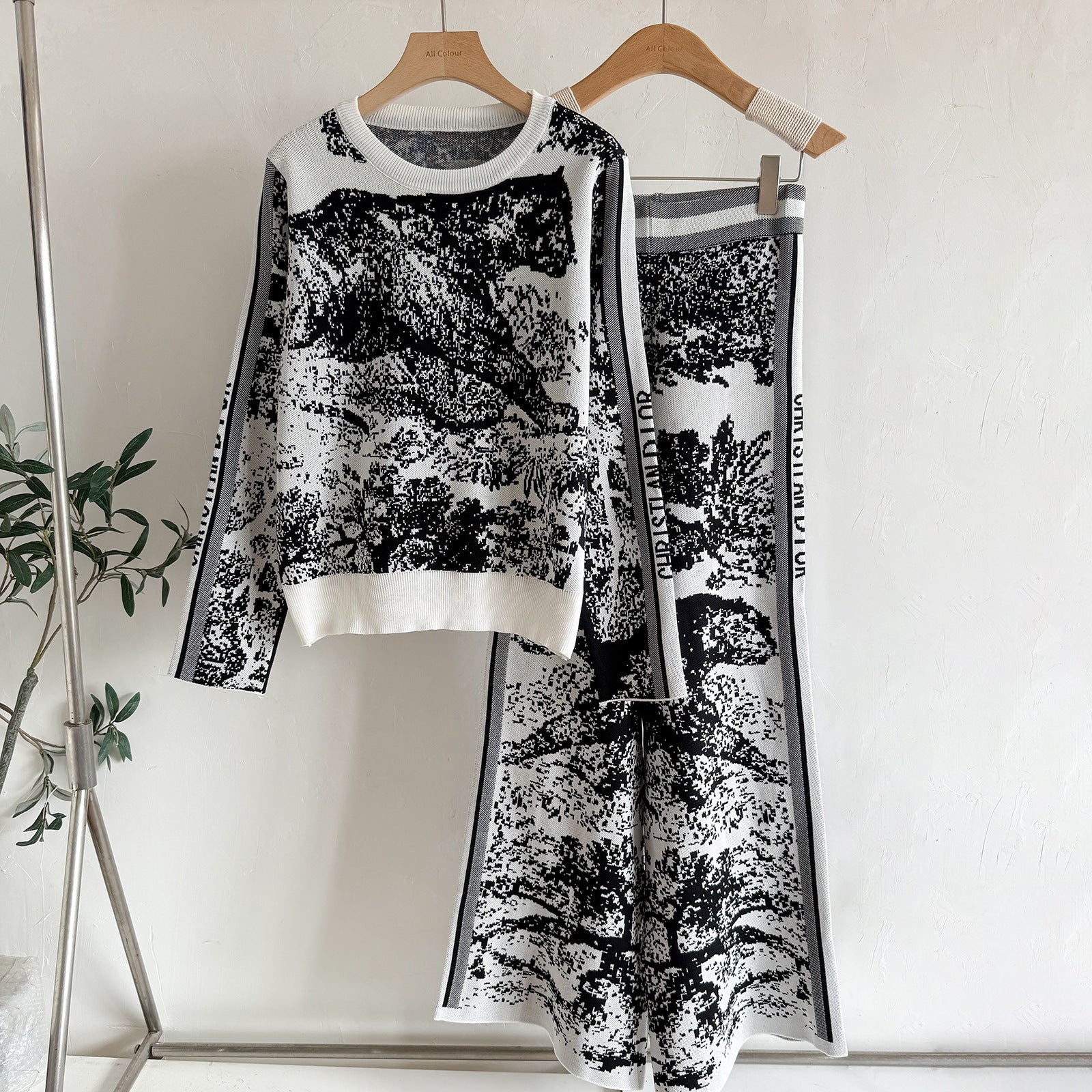 Jacquard Knit Top and Wide-Leg Pants Set