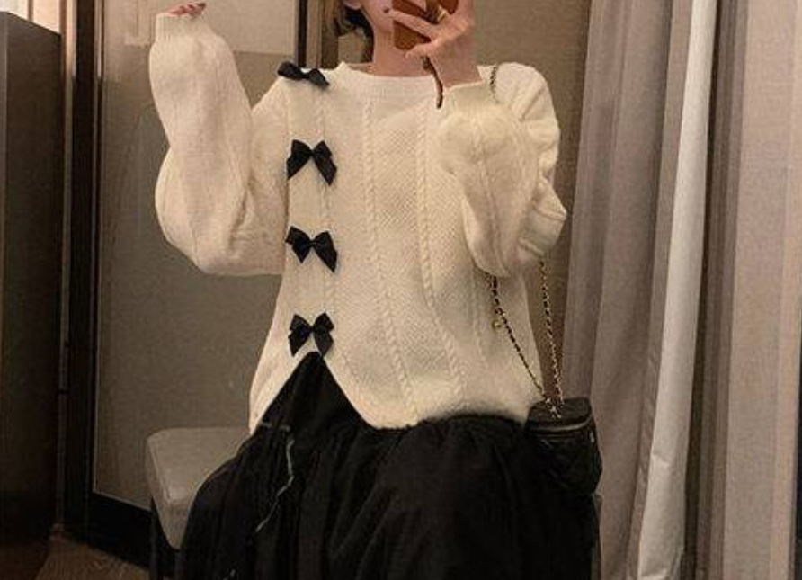 Bow Detail Split Knit Pullover Sweater