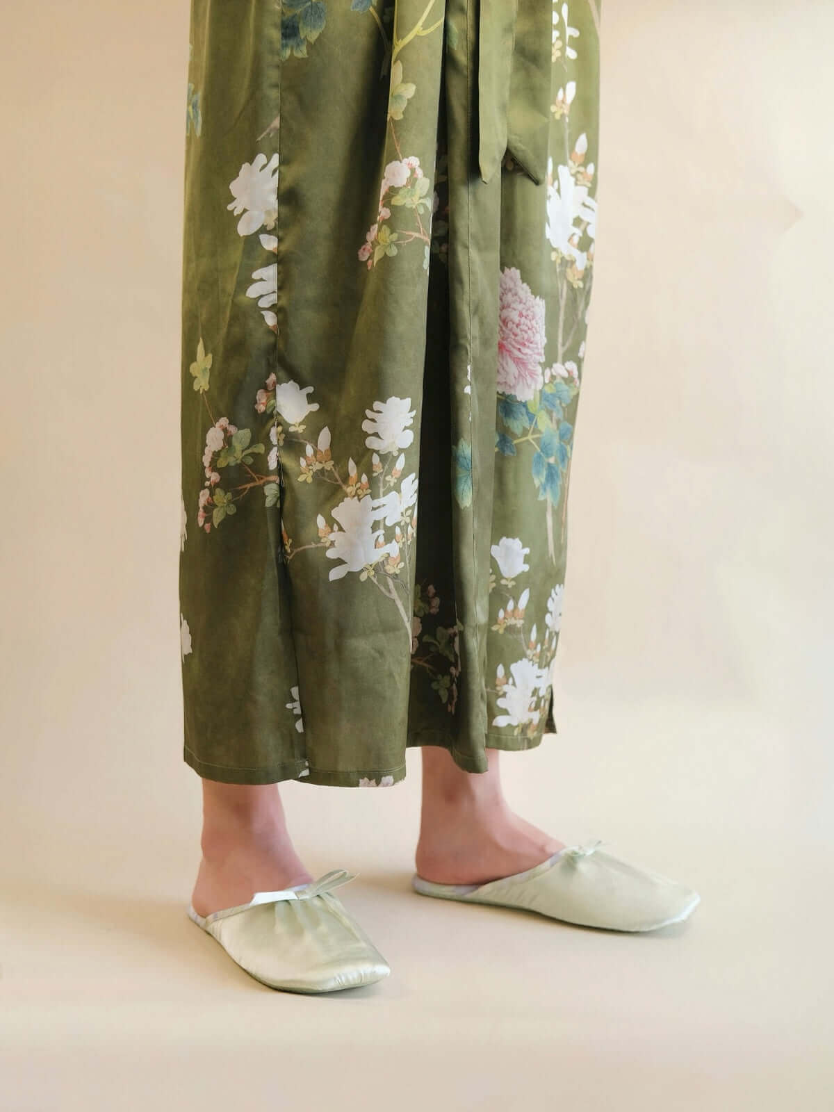 Luxury Silk Robe pajama sets for women Best Gift Guide for her Wedding Gift | Ulivary