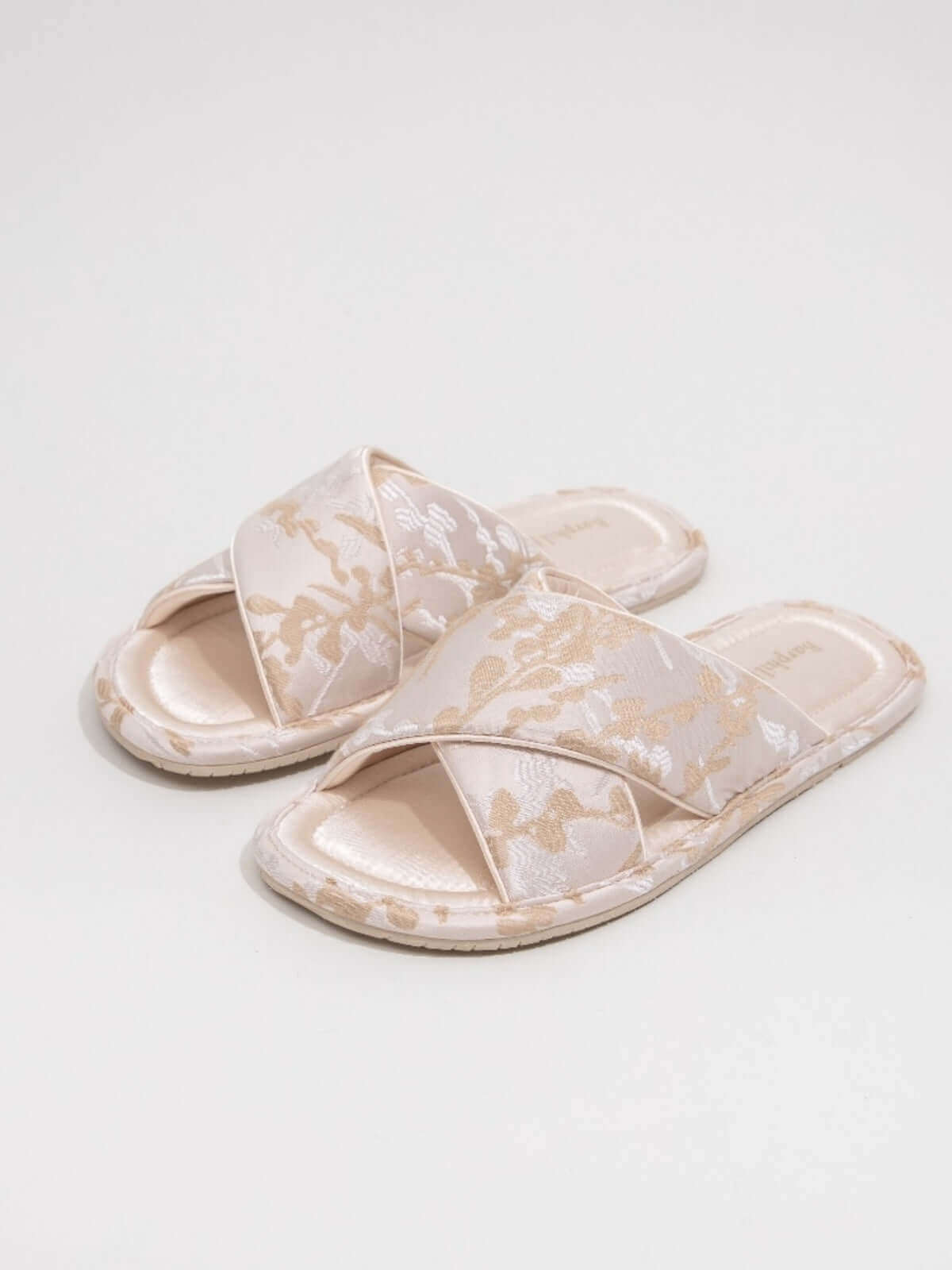 Luxury Silk Robe pajama sets for women Best Gift Guide for her Wedding Gift | Ulivary