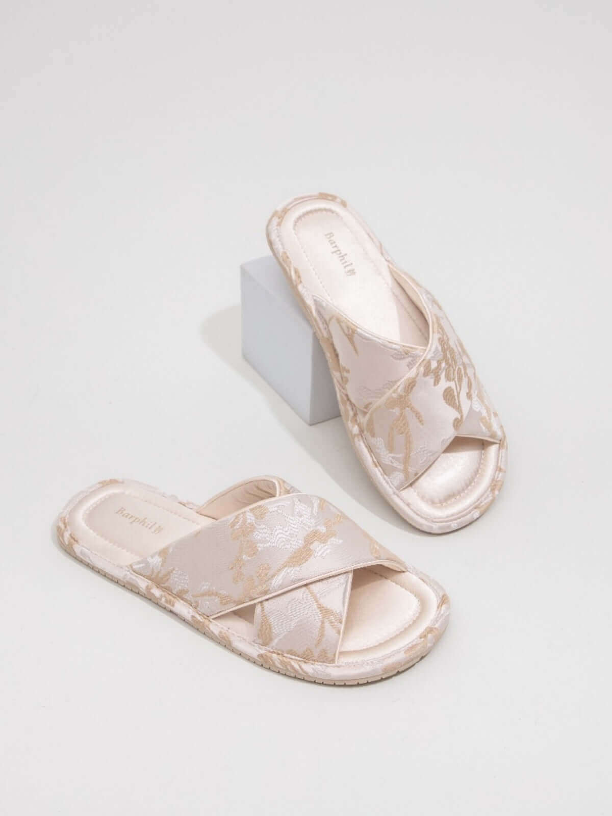 Luxury Silk Robe pajama sets for women Best Gift Guide for her Wedding Gift | Ulivary