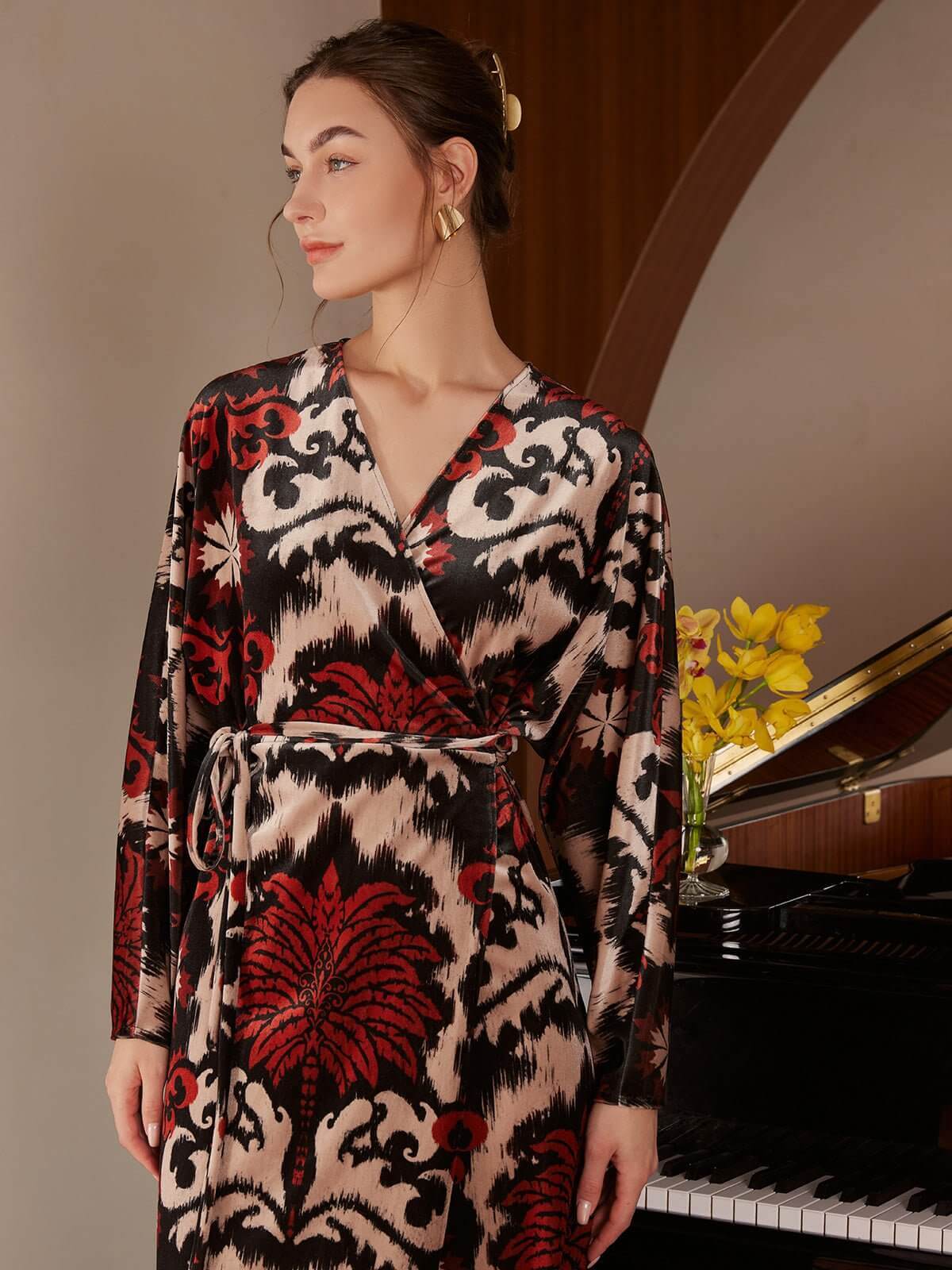 Luxury Silk Robe pajama sets for women Best Gift Guide for her Wedding Gift | Ulivary